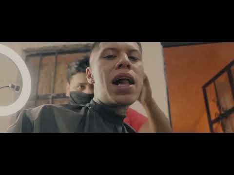 Neto Reyno ft. Santa fe Klan- La Vida Duele (Vídeo Oficial)