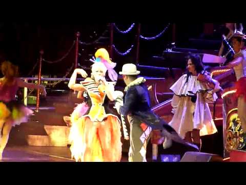 download lagu mp3 mp4 Pink Funhouse Tour Live, download lagu Pink Funhouse Tour Live gratis, unduh video klip Pink Funhouse Tour Live