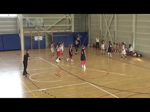 Jabuka Zaprešić :  Bascet Costa - Italija