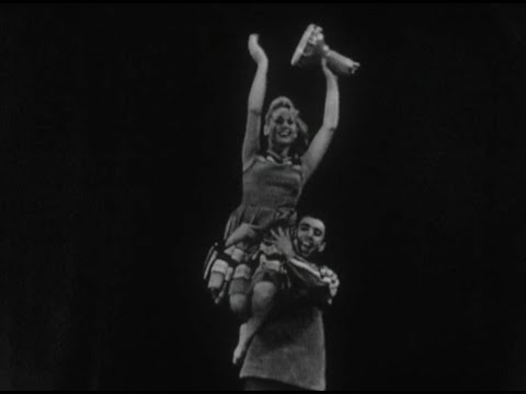 Karmon כרמון Israeli Singers and Dancers, live 1962 - Ez Va'Keves עז וכבש