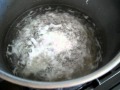 Poaching Eggs With And Without Vinegar
