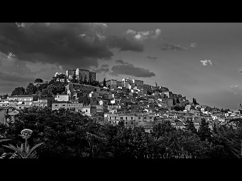 libro  Fotografico di Marco Lussoso: Loreto Aprutino!