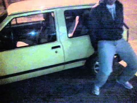 Skugric,Modrica( Miskin i simke se igraju  s Borinim autom)