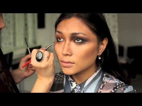 Графика в Smokey Eyes. Life in color 004. Наталья Шик