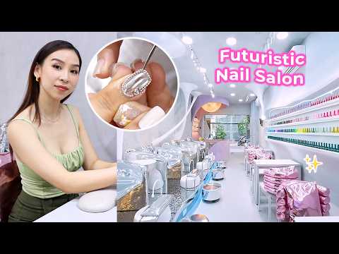 I Visited a Futuristic Nail Salon ✨💅🏻