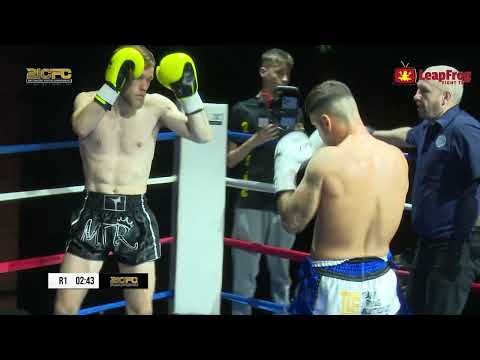 Ryan Muna (Fight Zone) Vs Tom Kirk (Keddles)