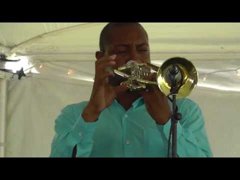 Nick Roseboro--rotary valve trumpet demo, R. S. Berkeley