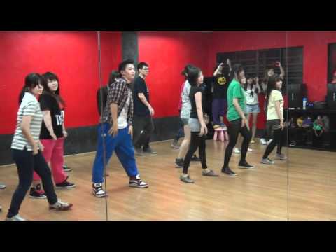120415 T-ara Lovey Dovey MTV Dance Cover Class