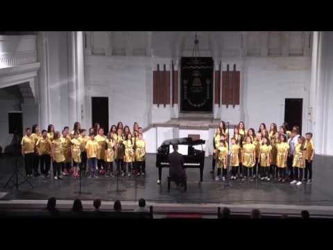 Children choir "Lira", Serbia, Les choristes- "Vois sur ton chemin"