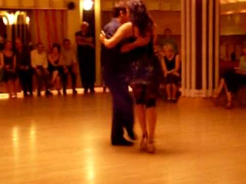  Silvina Valz  and  Oliver Kolker  are  dancing  to  the  milonga  "  Parque Patricios  "