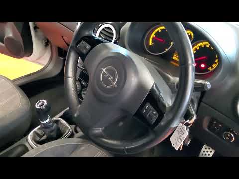 Opel Corsa 2012 - Image 2