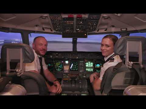 Want to be a pilot at Qantas? Here’s a guide to the airline’s training programs - AeroTime