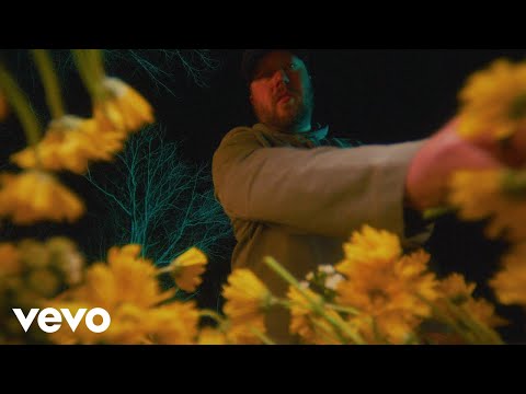 Mitchell Tenpenny - Breaking My Heart (Official Music Video)