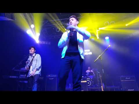 잔나비 160319 사랑하긴 했었나요 스쳐가는 인연이었나요 짧지않은 우리 함께했던 시간들이 자꾸 내 마음을 가둬두네 @ 브이홀