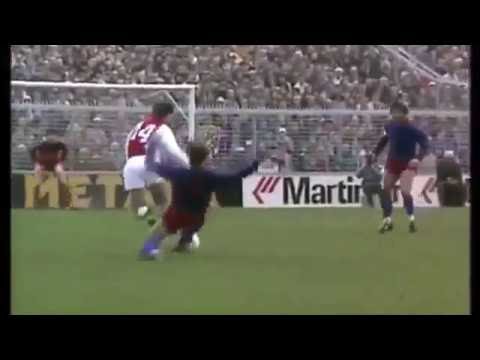 Cruijff, un poeta del calcio moderno gol e giocate memorabili