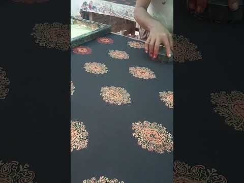 Learn block printing basics 🎨  Create unique, handmade fabric designs easily with this step by step