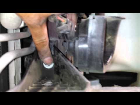 Replacing 2009 Honda Pilot Headlamps part 2