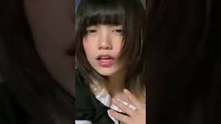 くっそかわいい。てか見えてるよ最後