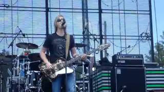 Decemberadio - Powerful Thing - Creation NE 2010