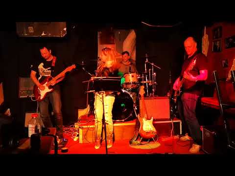 Krasi Ivanova- still of the night (cover)