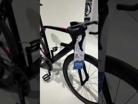 MANTEL UTRECHT SENSA EVO race bike carbon frame 3299 euro