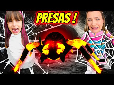 A ARANHA MAIS INTELIGENTE DO ROBLOX ! (Spider Escape Horror) Jéssica Godar e Laurinha e Helena e Ga