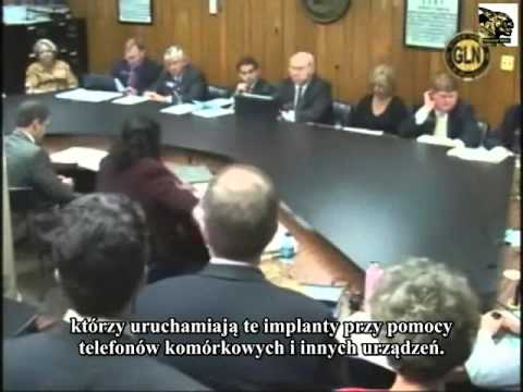 Nowoczesne kajdany dla niewolników.