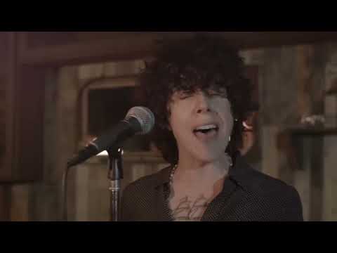 LP - Lost On You [Live Session]