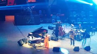 Dee Dee Bridgewater - God Bless The Child