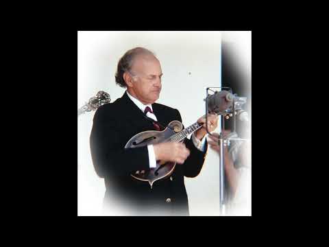 Bill Monroe and The Seldom Scene - LIVE Backstage Jam - 1979