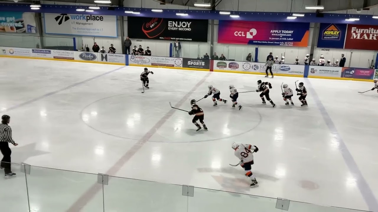 Game 06: 1-3 Marshall, Jensen makes a play and scores