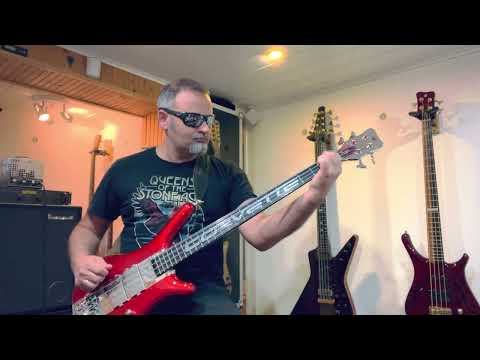 Warwick Corvette $$ NT Special Edition 68 bass - Breaking the Law! Judas Priest rules!