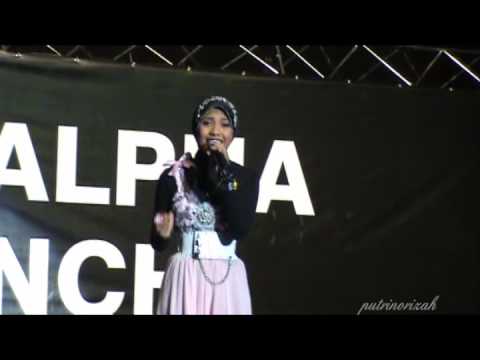 Putri Norizah (Brunei)  - One Moment In Time (2010) Live performance