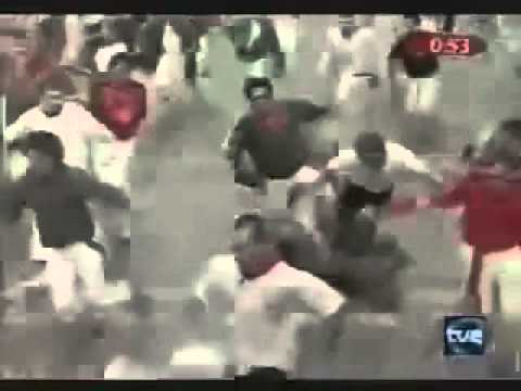 July 8 2005 encierro with Cebada Gago bulls in Pamplona