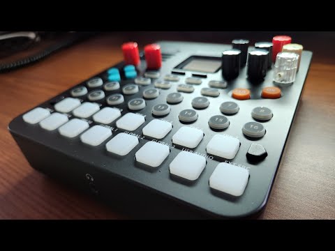 KNOBS & DRUMS | SONICWARE SMPLTREK