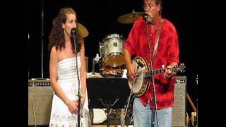Mississippi Chris Sharp, Piper Lauderdale & The Jangalang Band Perform “Faithless Love”