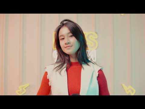 Keisya Levronka & Andi Rianto - Mengejar Matahari | Live at Voks Music Room