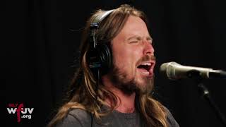 Lukas Nelson & Promise of the Real - "Die Alone" (Live at WFUV)