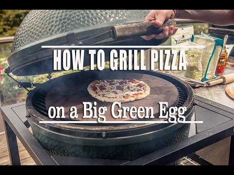 How to Grill Perfect Pizza on a Big Green Egg Tutorial | Team Green Member Vindulge