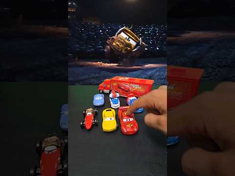 Mcqueen calling disney pixar car toys #236 #mcqueen #disneypixarcars #cartoys