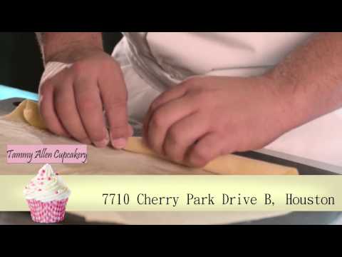 Tammy Allen Cupcakery & Wedding Cakes In Houston, Tx.mp4