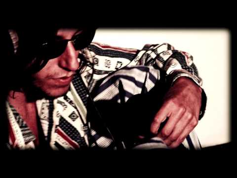 SUTJA GUTIERREZ - I wanna get high, but i don't want brain damage (FD acoustic session)