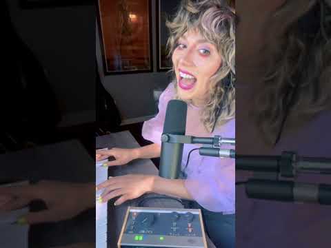 USB Garso Sąsaja - Universal Audio Volt 476 video