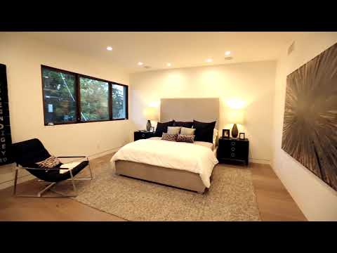 536 Plymouth Blvd, Los Angeles, CA 90004