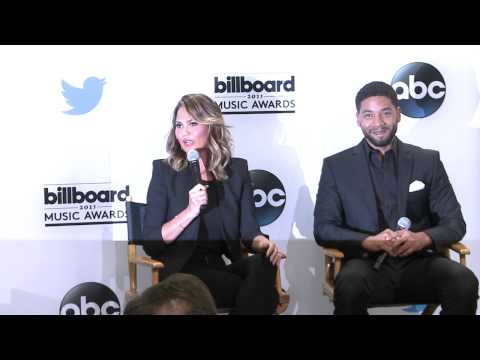 Chrissy Teigen Answers Siobhain's Twitter Question - BBMA Nominations 2015