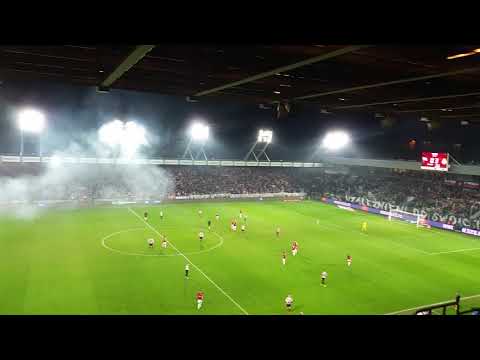 Derby Krakowa - Cracovia vs. Wisła - Wojna na trybunach