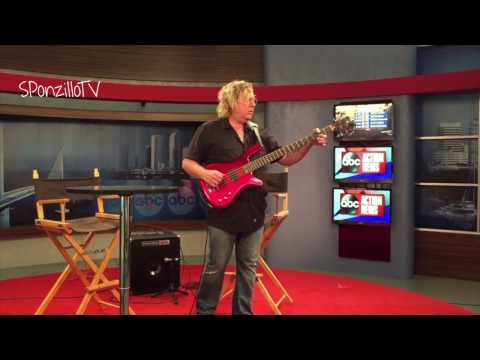 Stu Hamm Plays 'Lucy In The Sky With Diamonds' for Warm Up