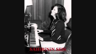 Ayla Büyükataman - Her gününü böyle yaşa ümitle bak gelen yaşa