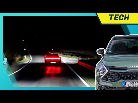 Adaptive Dual-LED Scheinwerfer / Matrix LED im Kia Sportage 2022 im Test / Nachtfahrt