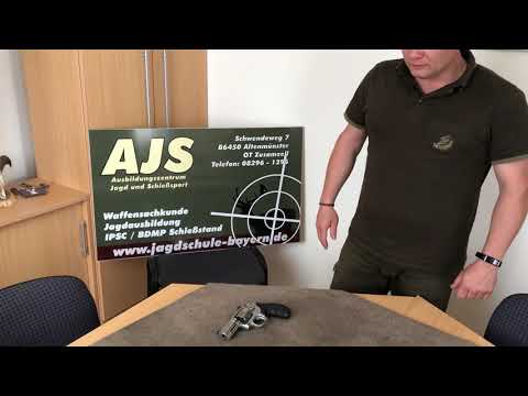 Waffenhandhabung Revolver